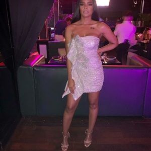 Sequence fitted dress